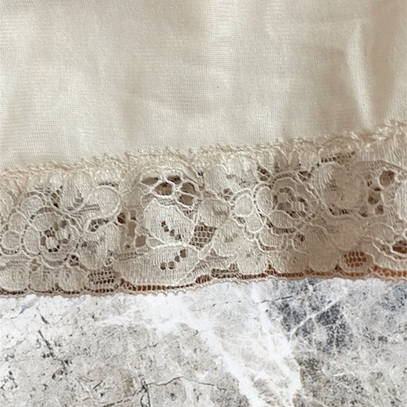 Vintage Calf-Length Slip - Picture 2 of 6